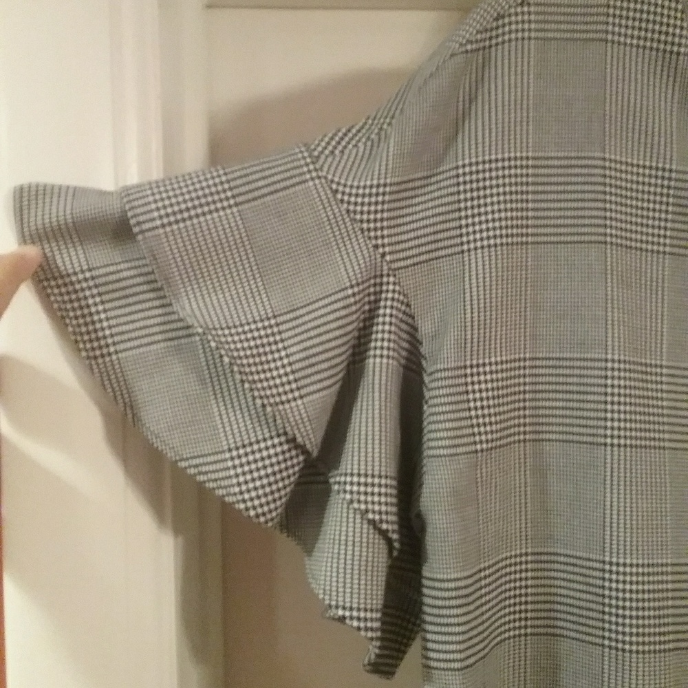 NWT Blk/Wht Tier Sleeve Dress S,M FirmPrice*Last 2 - Picture 2 of 5